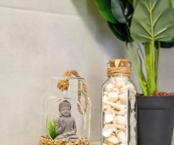 Apartments Cologne Apartment *