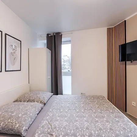 Apartments Cologne * 科隆