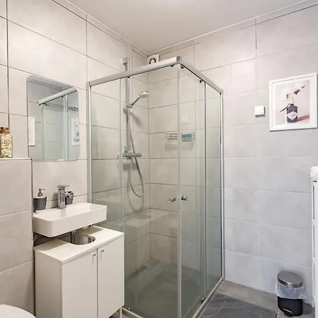 Apartments Cologne * Кёльн