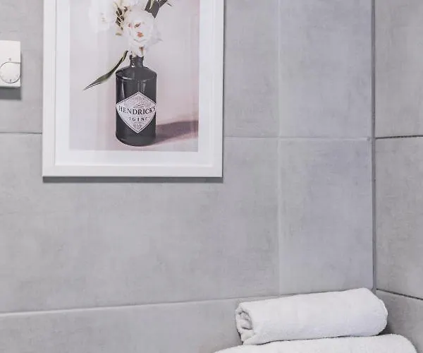 Apartments Cologne 公寓 *