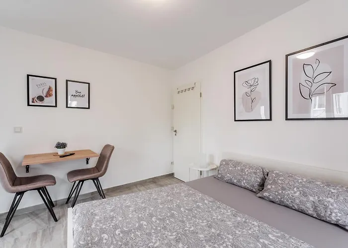 Apartments Cologne *