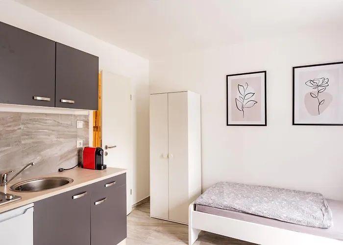 Apartments Cologne *