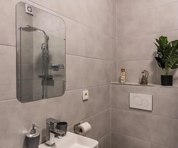 Apartments Cologne *